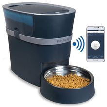 Charger l'image dans la galerie, Distributeur de croquettes connecté Smart Feed de PetSafe® pour chiens et chats