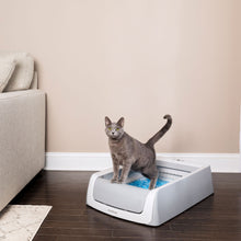 Load image into Gallery viewer, ScoopFree® Self-Cleaning Litter Box, Second Generation
